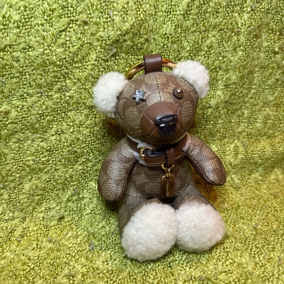 Coach Bear Bag Charm In Signature Canvas smooth leather and shearling 77676 - Picture 1 of 10